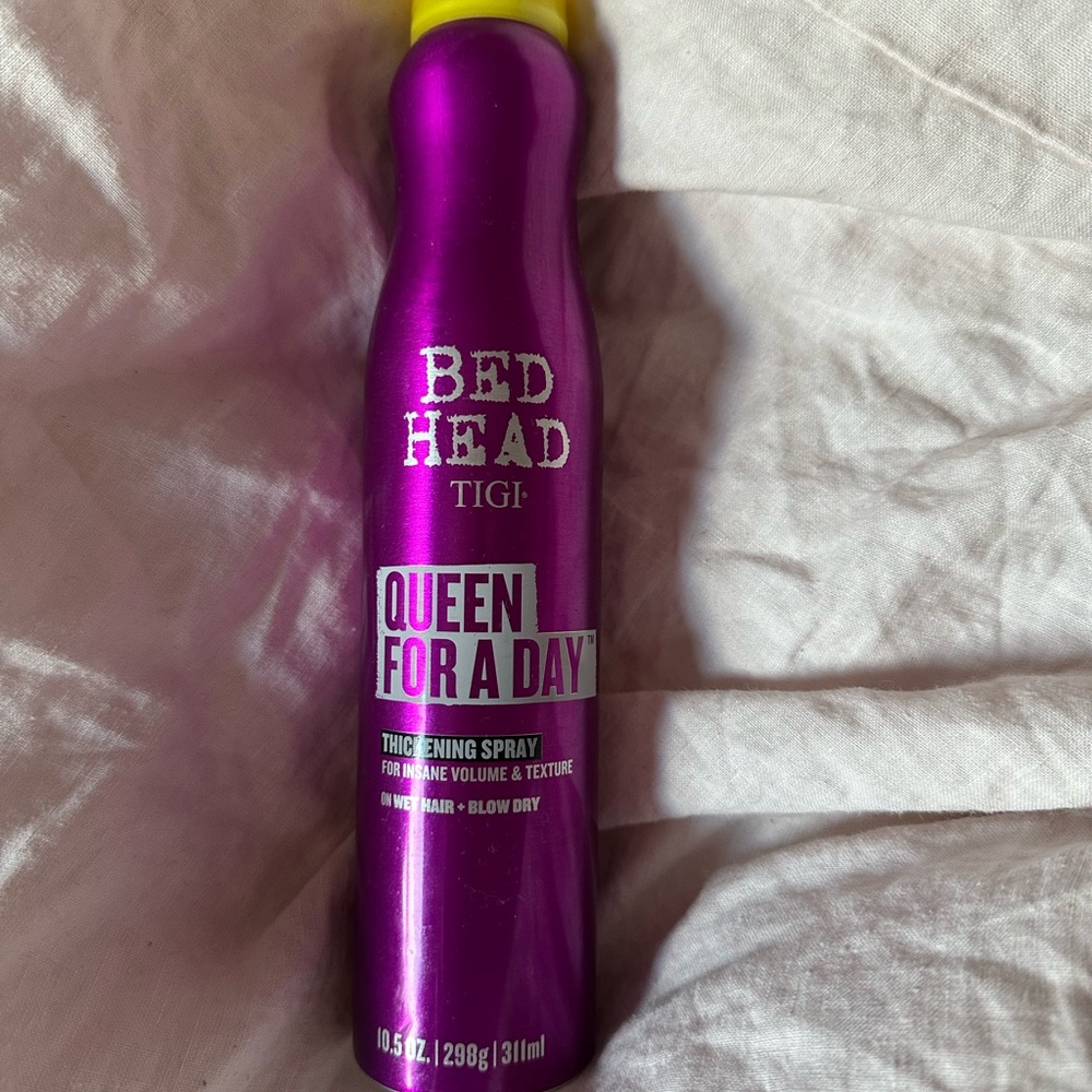 BedHead Queen For A Day Thickening Spray for Volume and Texture
